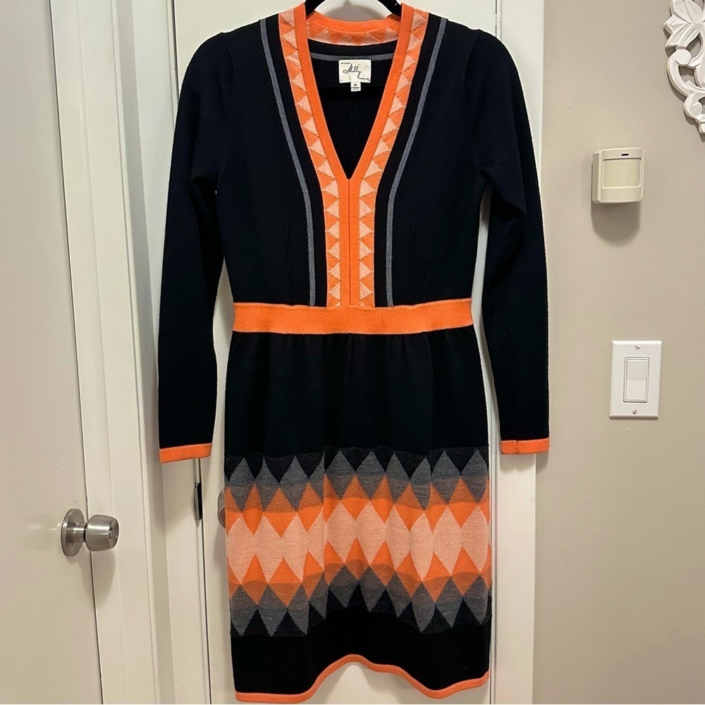 MILLY OF NEW YORK Knit 100% Wool Sweater V-neck Dress S Geometric Black Orange